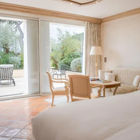 Hotel Airelles Chateau De La Messardiere 5*