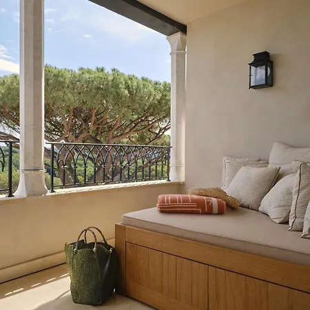 Hotel Airelles Chateau De La Messardiere 5*