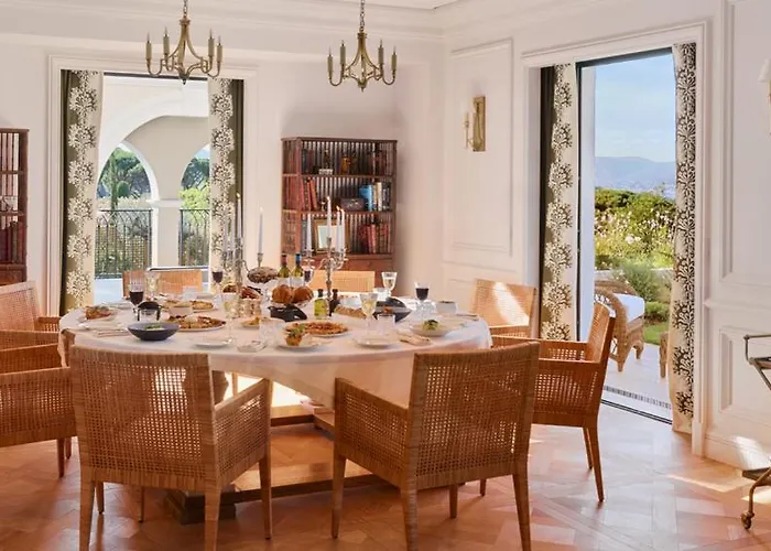 Hotel Airelles Chateau De La Messardiere 5*